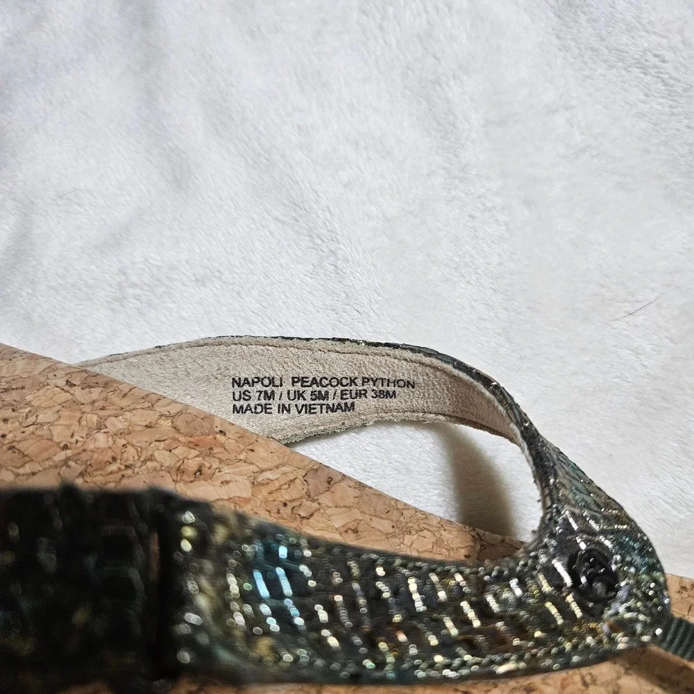 Revere Napoli Peacock Python Orthotic Thong Sandals Womens 7 Metallic Green Cork